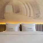 Boutique 4* Mukacheve